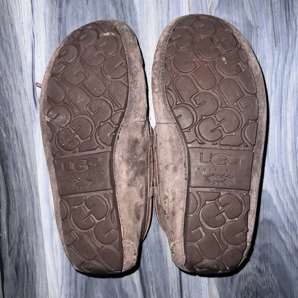 UGG Olsen Suede Sheepskin Loafer Mocs Size Womens 7 Slip On Slipper Brown